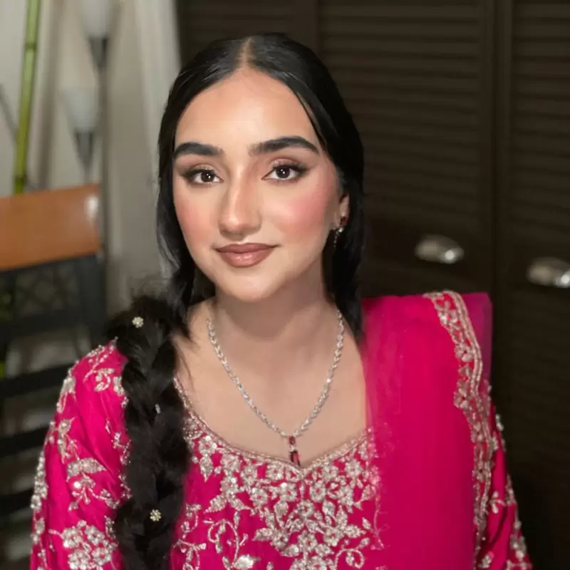 Soft makeup natural glowing skin look